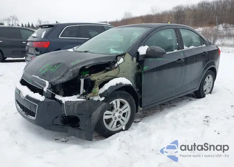 2015 Chevrolet Sonic Lt Auto из США, поврежденный, VIN 1G1JC5SHXF4214886